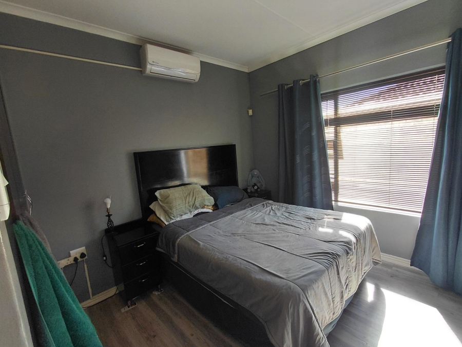 2 Bedroom Property for Sale in Campher Park Eastern Cape